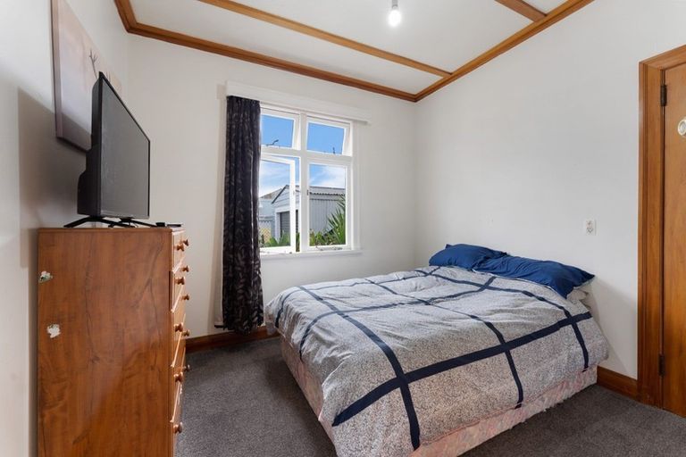 Photo of property in 16 Kings Avenue, Gonville, Whanganui, 4501