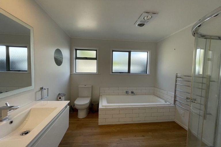Photo of property in 227 Clifton Road, Te Awanga, 4102
