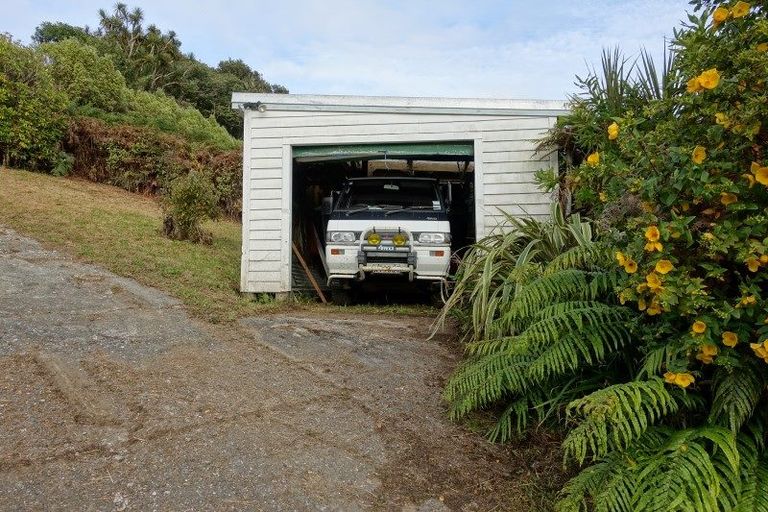 Photo of property in 79 Main Road, Stewart Island/rakiura, Stewart Island, 9818