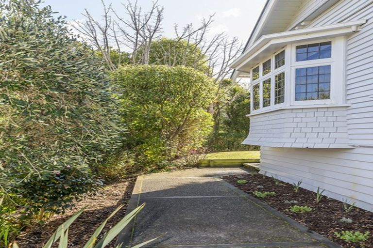 Photo of property in 1 Richmond Avenue, Karori, Wellington, 6012