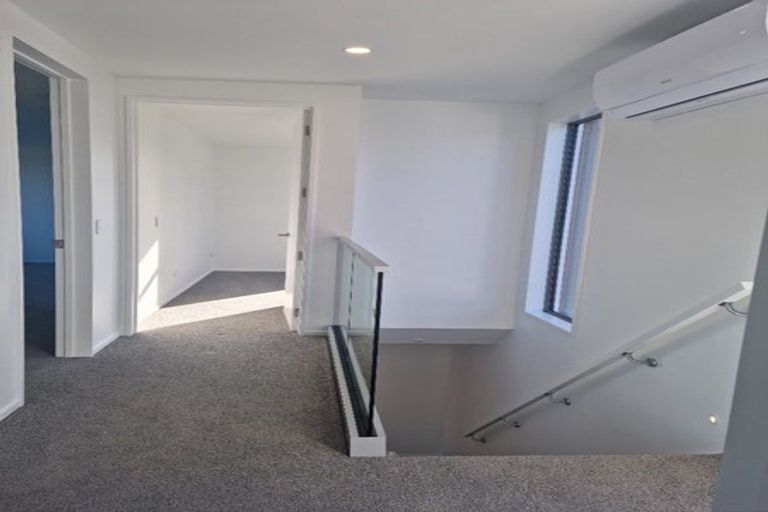 Photo of property in 2/173 Edgeware Road, Edgeware, Christchurch, 8013