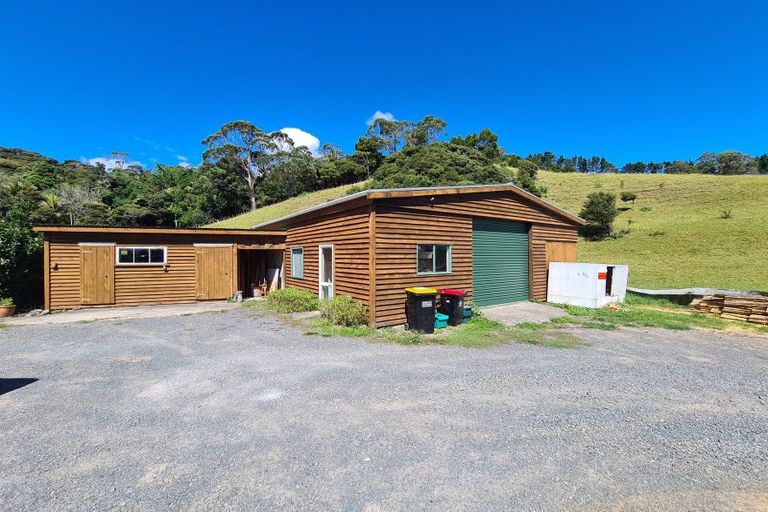 Photo of property in 1702 Colville Road, Amodeo Bay, Coromandel, 3584