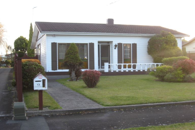 Photo of property in 13 Saint Olpherts Avenue, Hamilton East, Hamilton, 3216