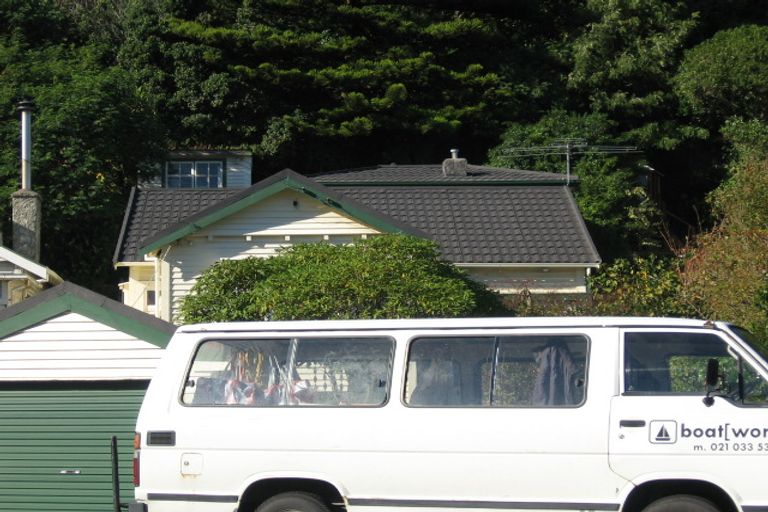 Photo of property in 359 Muritai Road, Eastbourne, Lower Hutt, 5013