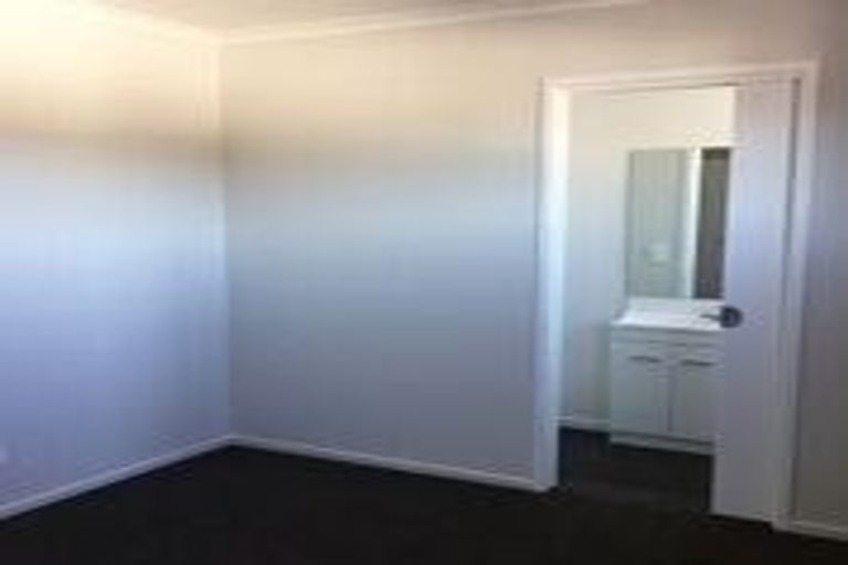 Photo of property in 2/116 Elizabeth Street, Riccarton, Christchurch, 8041