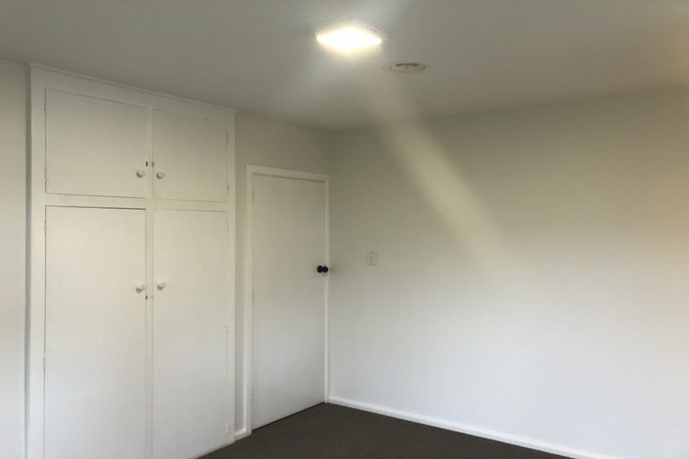 Photo of property in 3 Siska Place, Upper Riccarton, Christchurch, 8041