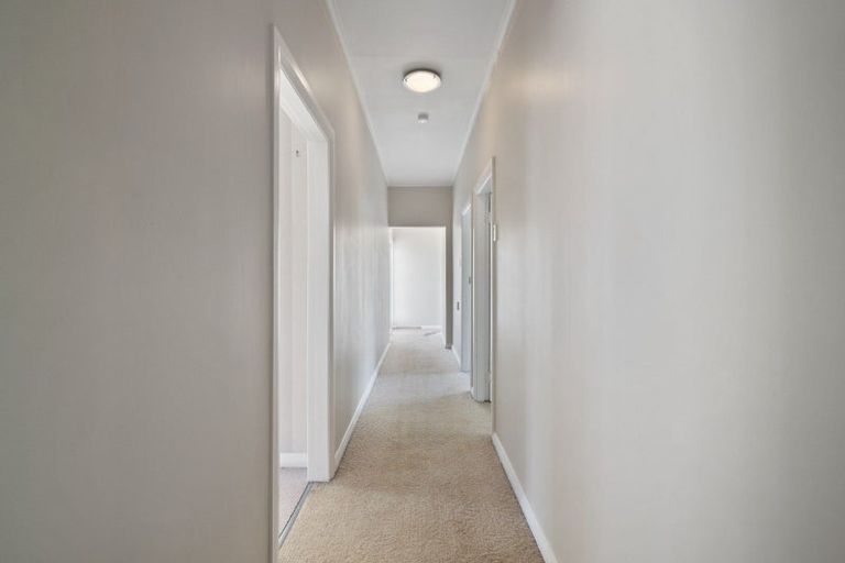 Photo of property in 19 Ongo Road, Hunterville, 4730