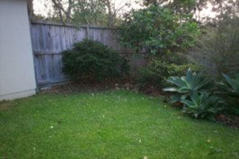 Photo of property in 11 Monkton Close, Greenhithe, Auckland, 0632