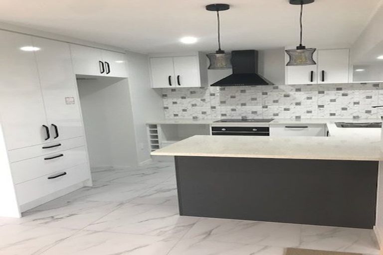 Photo of property in 2/27 Aberfeldy Avenue, Highland Park, Auckland, 2010