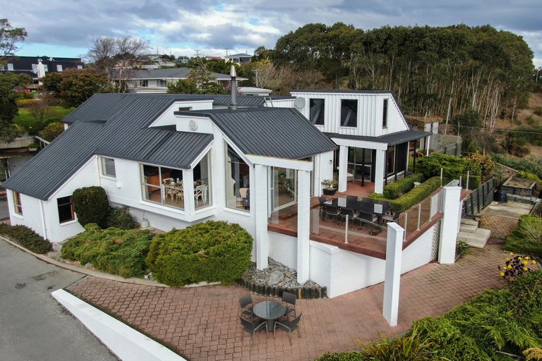 Photo of property in 1 Brinkburn Street, South Hill, Oamaru, 9400