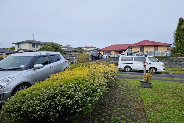 Photo of property in 6 Black Teal Close, Unsworth Heights, Auckland, 0632