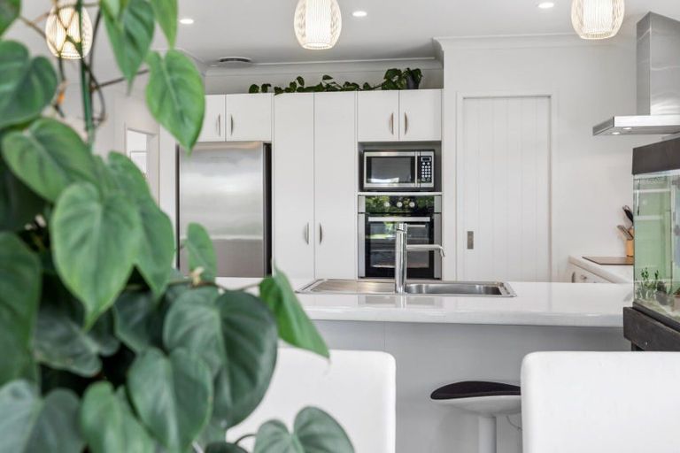 Photo of property in 132d Margaret Drive, Omokoroa, 3114