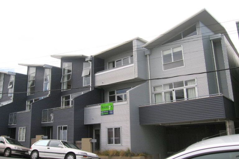 Photo of property in 12/185 Tasman Street, Mount Cook, Wellington, 6021