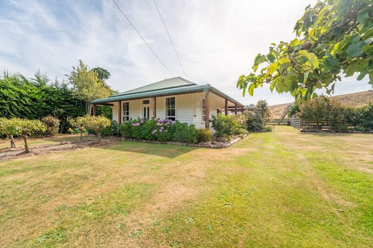 Photo of property in 30 Springbank Road, Otaio, Timaru, 7971