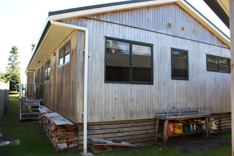 Photo of property in 119 Rimu Place, Matarangi, Whitianga, 3592