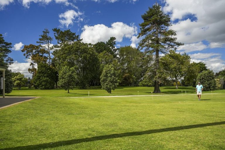 Photo of property in 3 Girvan Terrace, Wattle Downs, Auckland, 2103