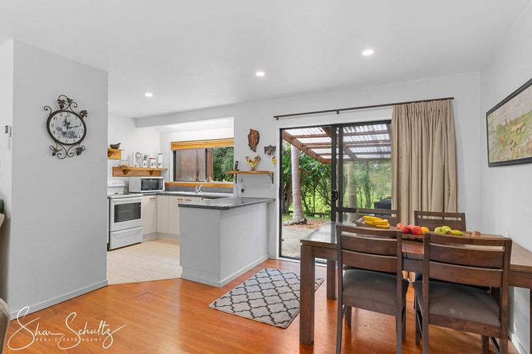 Photo of property in 9 Bickerstaffe Road, Maungaturoto, 0520