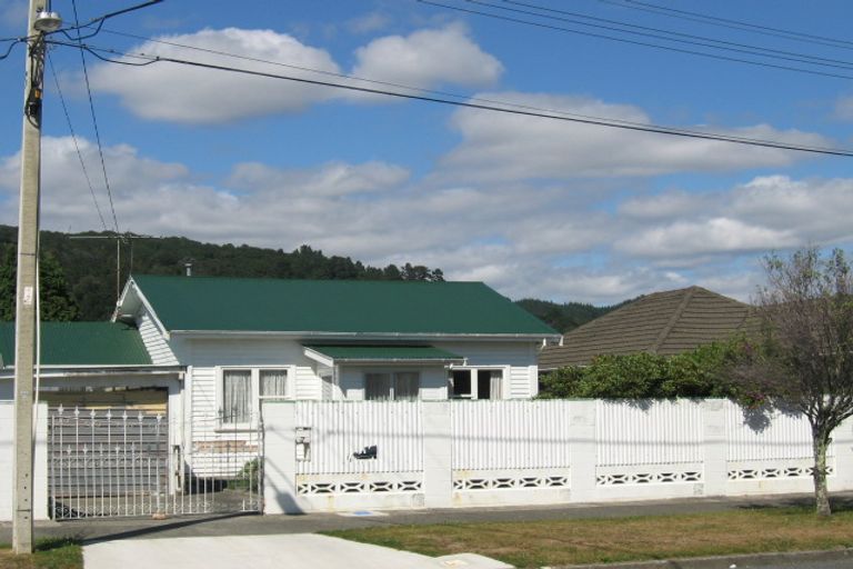 Photo of property in 7 Bentinck Street, Wallaceville, Upper Hutt, 5018
