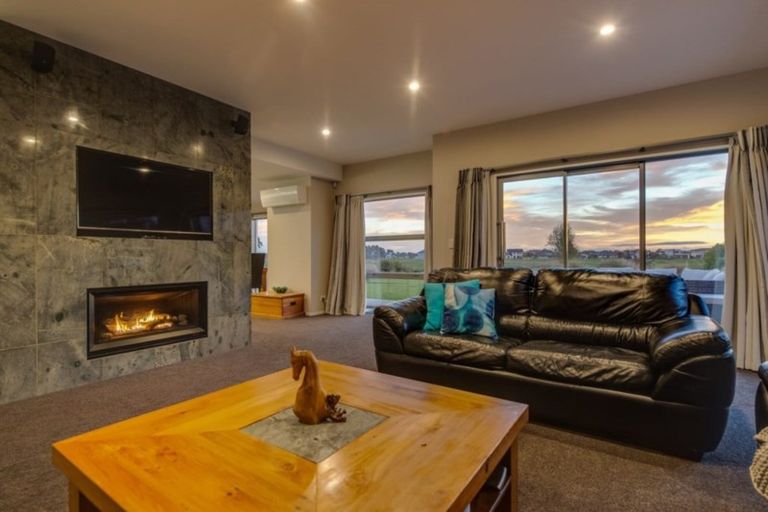 Photo of property in 2 The Belfry, Waimairi Beach, Christchurch, 8083