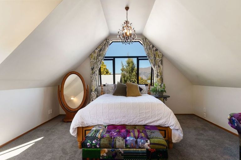 Photo of property in 10 Cornwall Street, Arrowtown, 9302