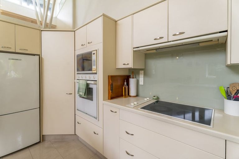 Photo of property in 9 Halswater Drive, Churton Park, Wellington, 6037