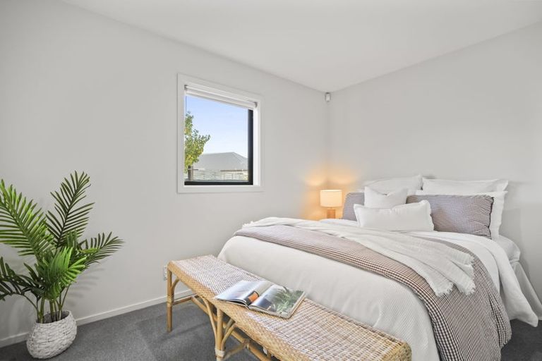 Photo of property in 3/48 Mcfaddens Road, St Albans, Christchurch, 8052