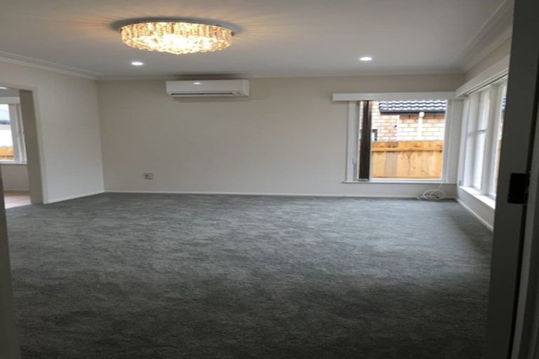Photo of property in 39 Earlsworth Road, Mangere East, Auckland, 2024