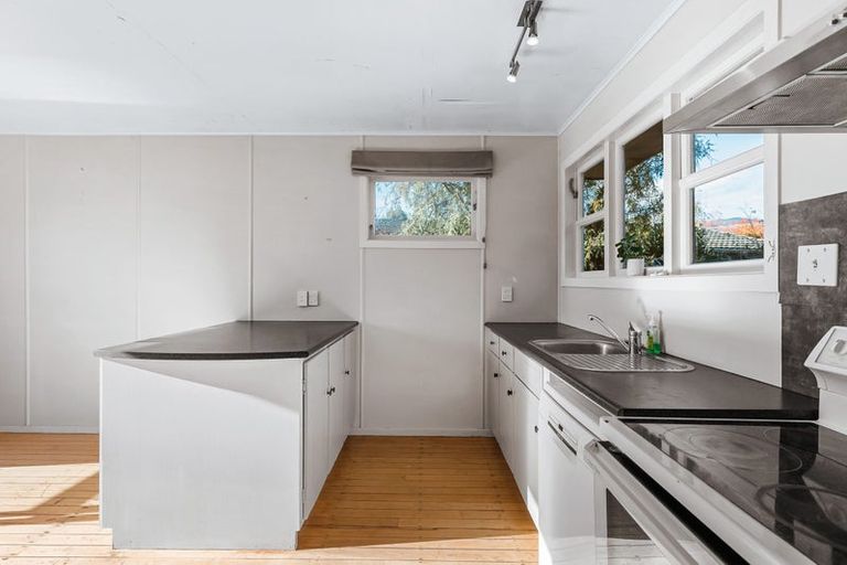 Photo of property in 112 Taharepa Road, Hilltop, Taupo, 3330