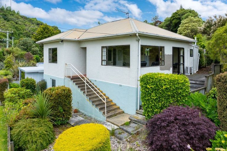 Photo of property in 15 Mctaggart Street, Company Bay, Dunedin, 9014