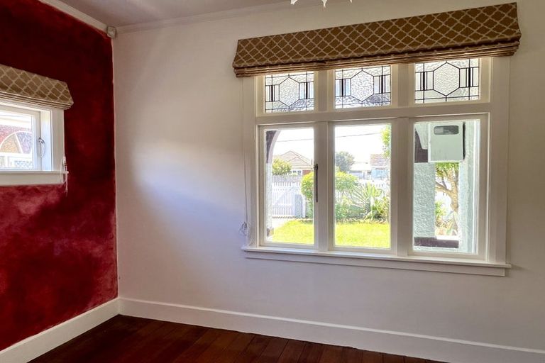 Photo of property in 460 Broadway, Miramar, Wellington, 6022