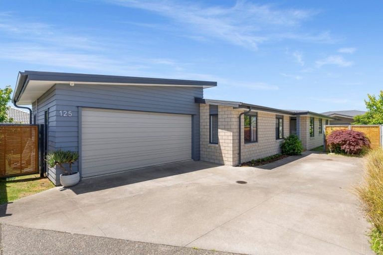 Photo of property in 125 Penetaka Heights, Pyes Pa, Tauranga, 3112
