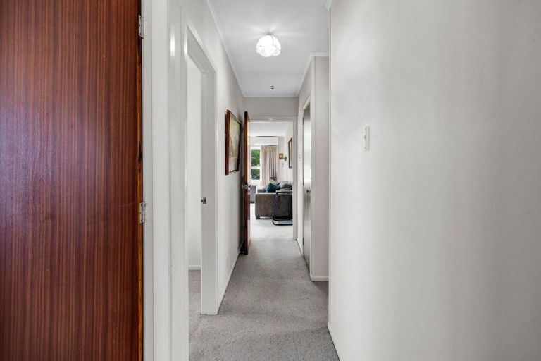 Photo of property in 37 Clifton Drive, Waitara, 4320