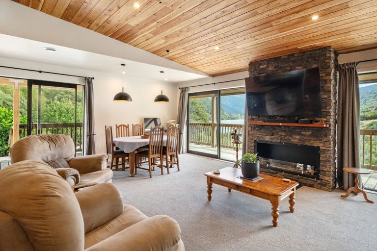 Photo of property in 16 Tai Close, Kaiuma Bay, Havelock, 7178