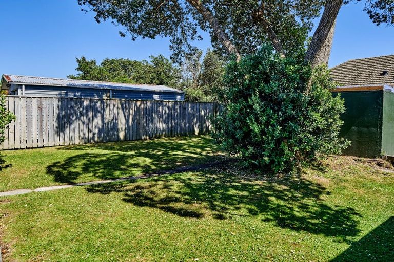 Photo of property in 55 Naenae Road, Naenae, Lower Hutt, 5011