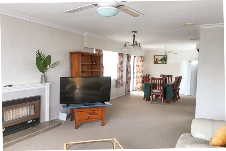 Photo of property in 8 Nevada Road, Silverdale, Hamilton, 3216