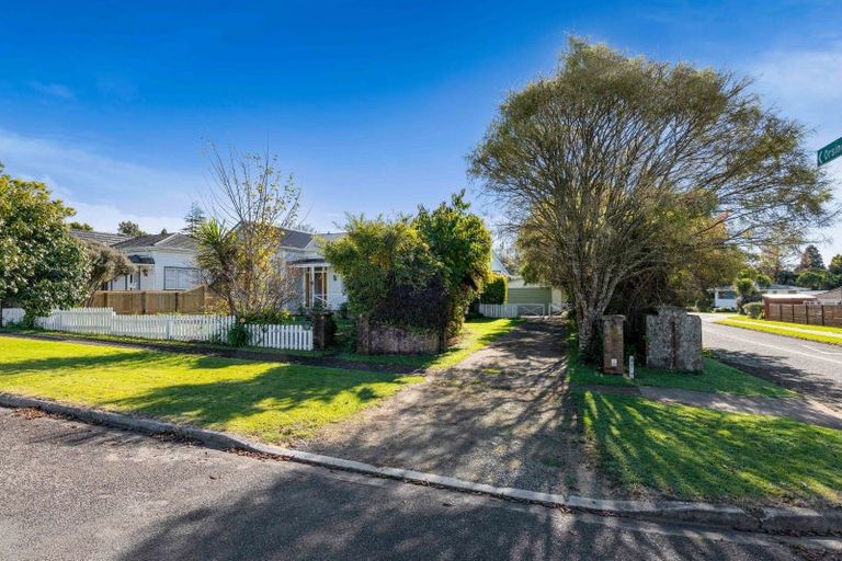 Photo of property in 18 Olivia Street, Stratford, 4332