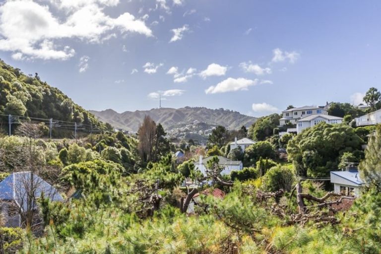 Photo of property in 9 Bendbrook Way, Ngaio, Wellington, 6035