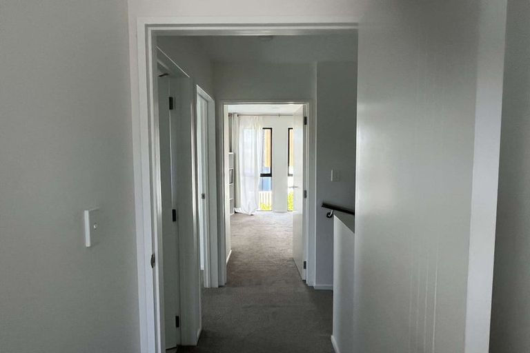 Photo of property in 130d Tiriwa Drive, Massey, Auckland, 0614