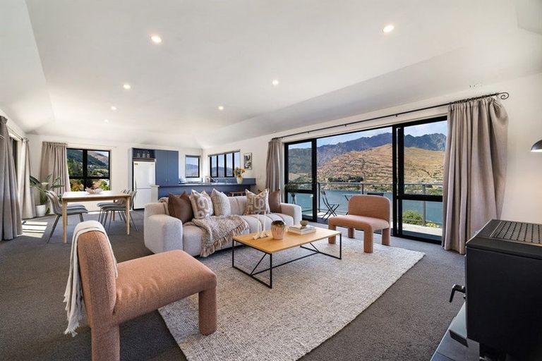 Photo of property in 5 Gum Lane, Queenstown, 9300