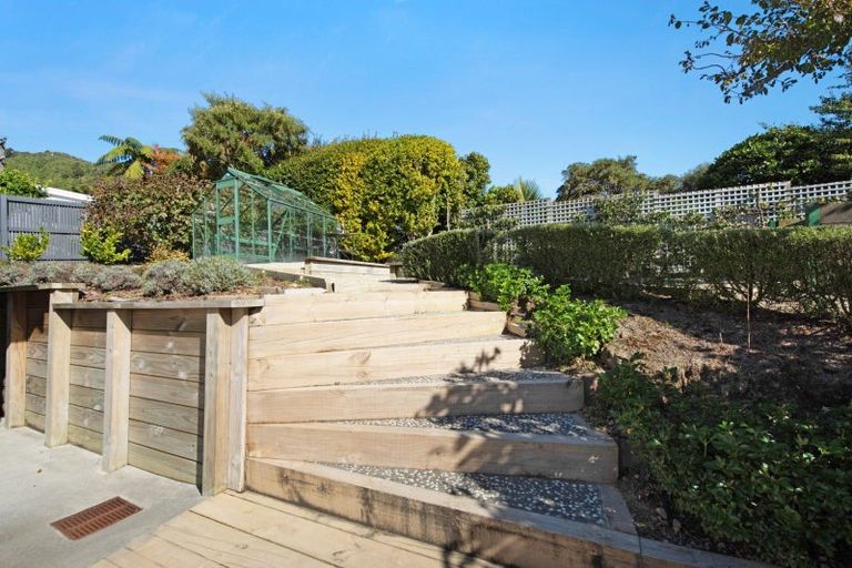 Photo of property in 8 Kaka Street, Waikanae, 5036