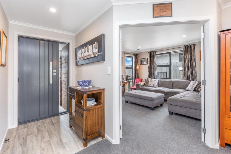 Photo of property in 15 Hoylake Place, Morrinsville, 3300