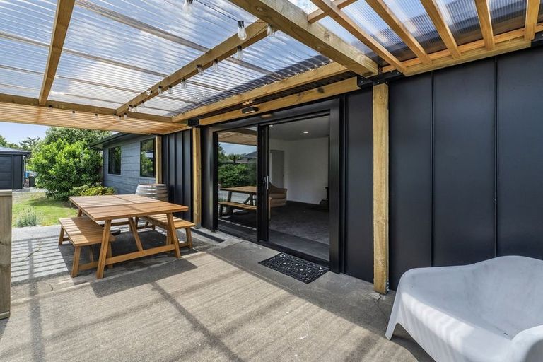 Photo of property in 8 Coleman Place, Darfield, 7510