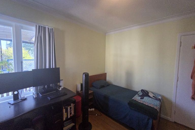 Photo of property in 15 Brains Road, Kelston, Auckland, 0602