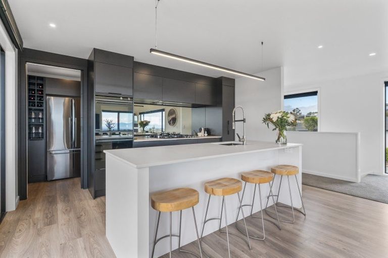 Photo of property in 21 Coprosma Crescent, Waipahihi, Taupo, 3330