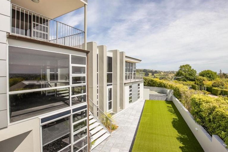 Photo of property in 39a Bengal Drive, Cashmere, Christchurch, 8022