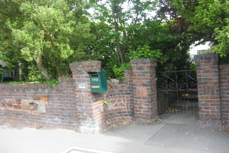 Photo of property in 118 Tennyson Street, Sydenham, Christchurch, 8023