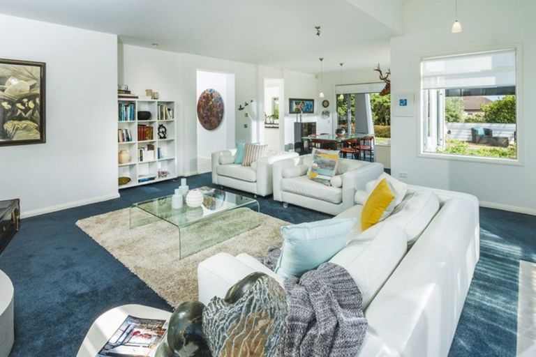 Photo of property in 13 Kittiwake Drive, Schnapper Rock, Auckland, 0632