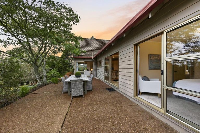Photo of property in 39 Robinson Road, Whitianga, 3510