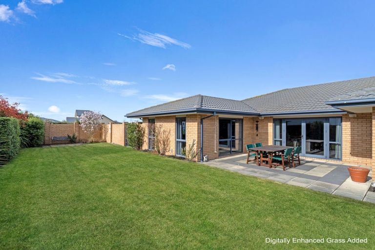 Photo of property in 8 Penbury Close, Huntingdon, Ashburton, 7774