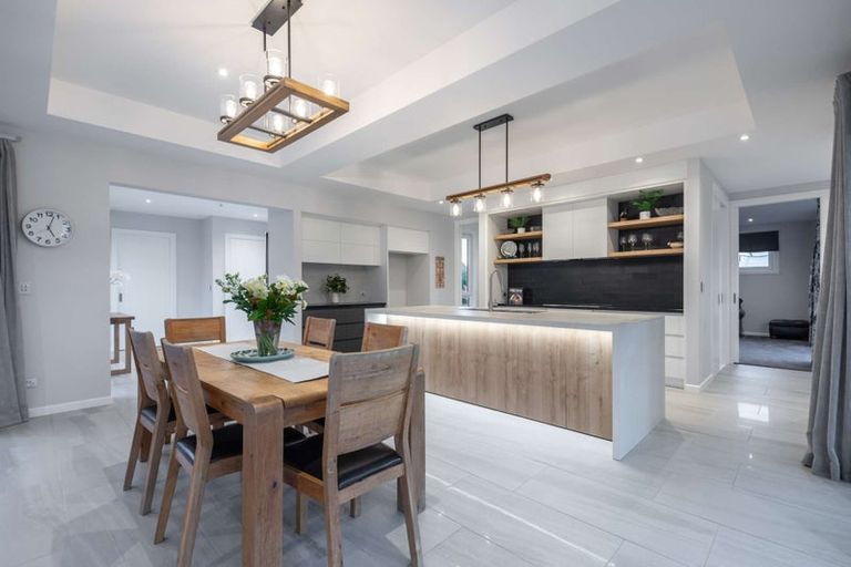 Photo of property in 1 Moemoea Place, Cambridge, 3434